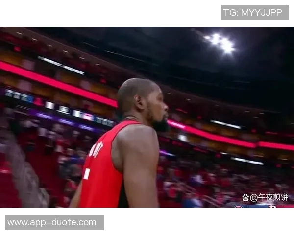 康宁汉姆盛赞杜兰特的独特能力让防守者时刻感受到巨大的压力