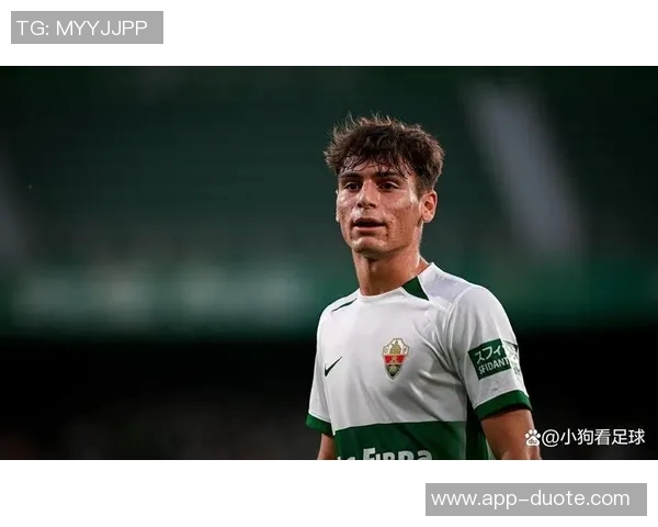 阿斯评：年轻与组织能力兼备的斯米特是皇马中场引援的理想人选