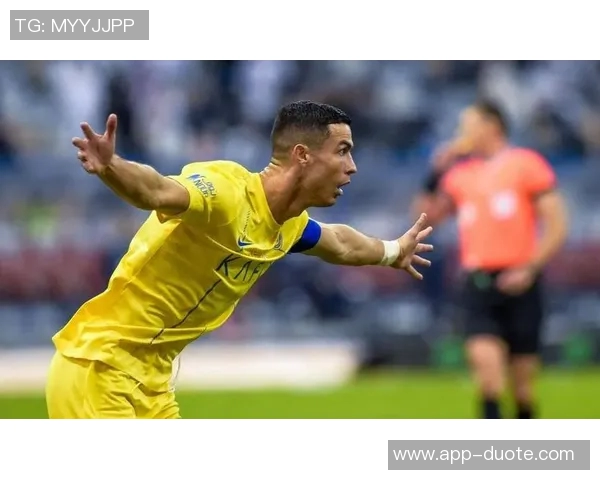 C罗因欠薪问题罢赛抗议获将帅支持员工应得保障球员无责